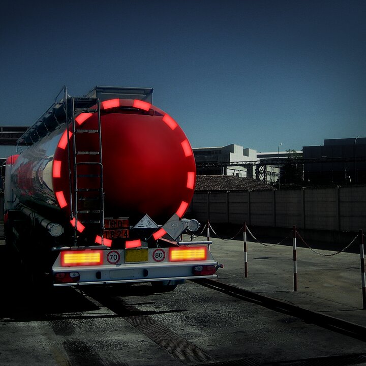 reflective tanker stickers in the dark